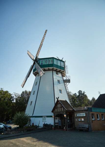 Modern windmill, Mühlenweg 4, 29562 Suhlendorf